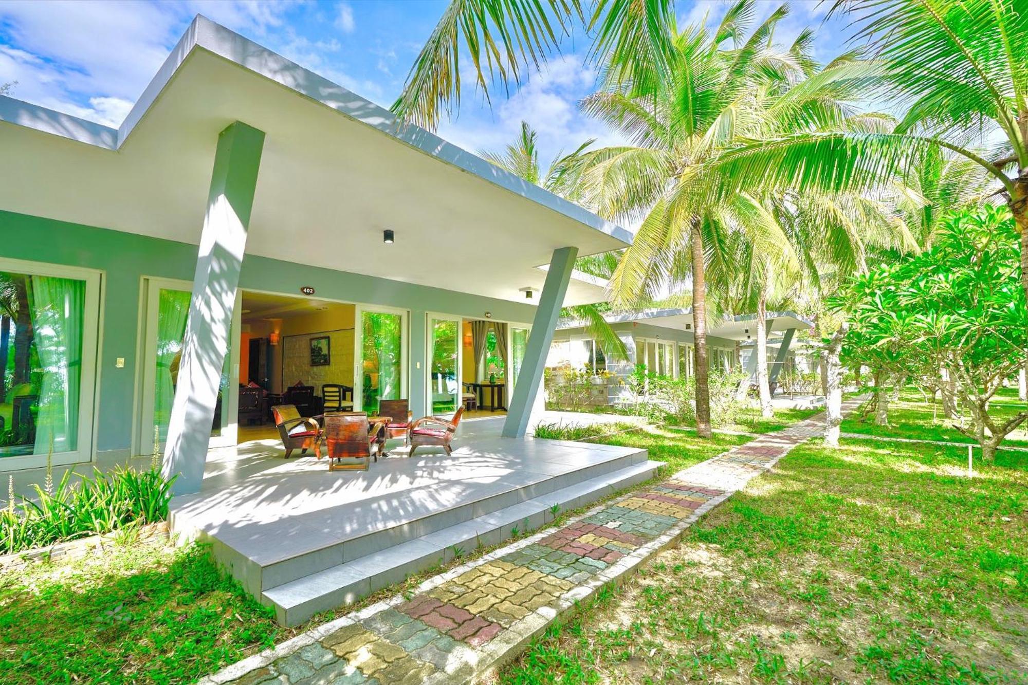Lang Co Beach Resort Exterior photo